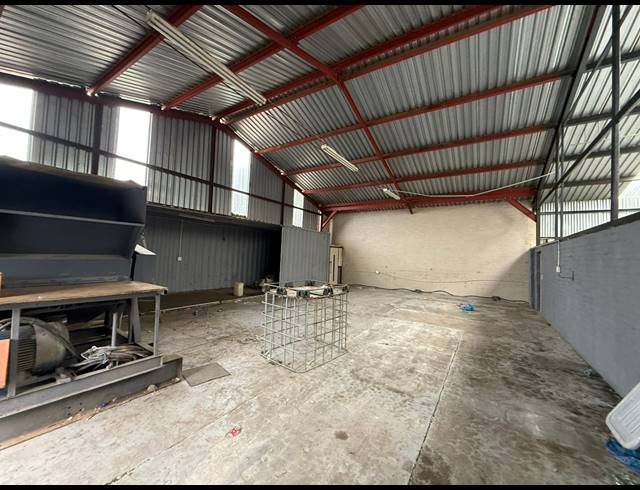 850M² WAREHOUSE TO LET IN CHLOORKOP